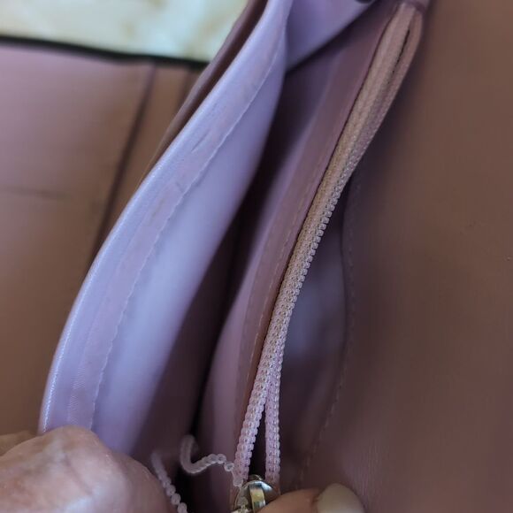 COACH Classic Trifold Wallet🖤 Black & Lavender - Picture 10 of 15